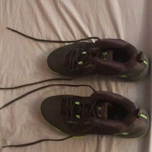 Under armor basketball shoes